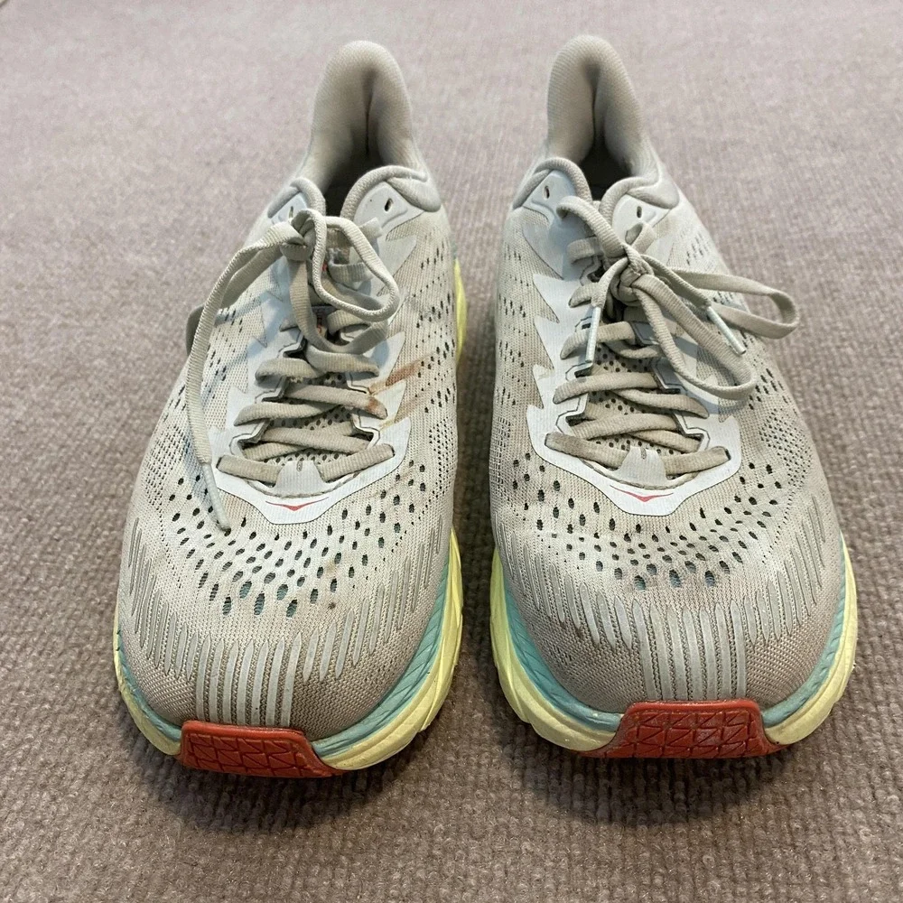 Hoka One One Clifton 7 Running Shoes Womens Size 11 Gray Cushioned 1110509 MMHC‎